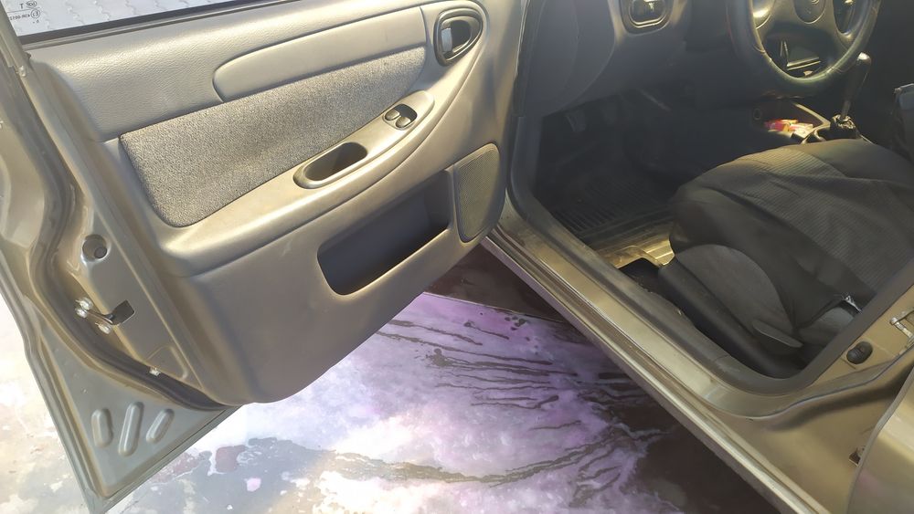 Продам ЗАЗ Ланос SE 2011 года максимальная комплектация газ/бензин