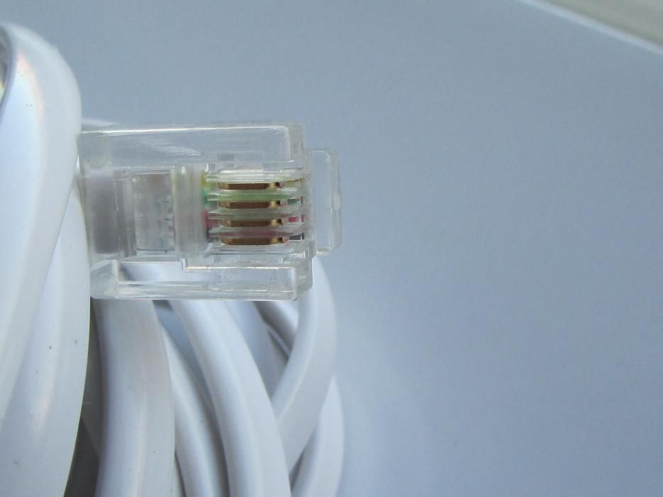 Kabel telefoniczny połączeniowy 4 żyłowy 6P4c (RJ11) 7m z PRL-u