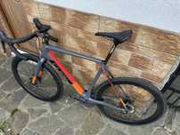 Rower Cube Cross Race full carbon, ultegra, parcours strade