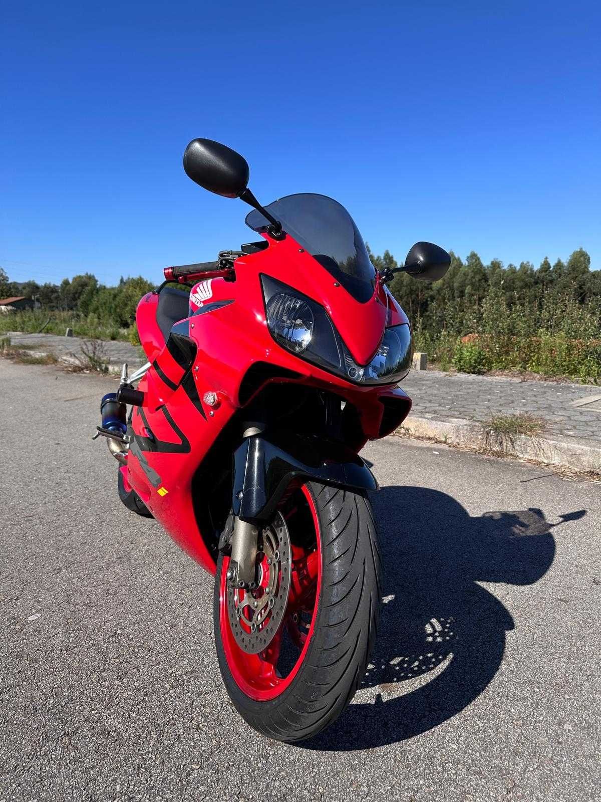 CBR 600F F4i 2004
