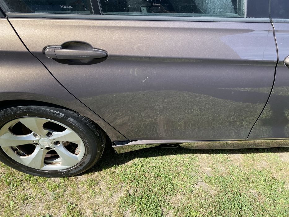 Drzwi prawy tyl tylne bmw f30 b06