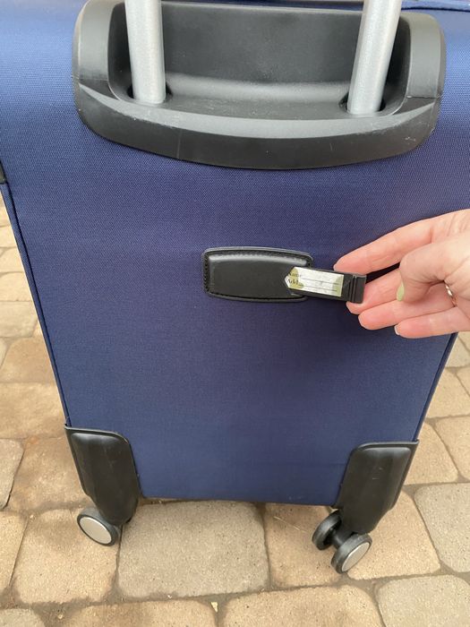 Валіза. Чемодан .Сумка на колесах .