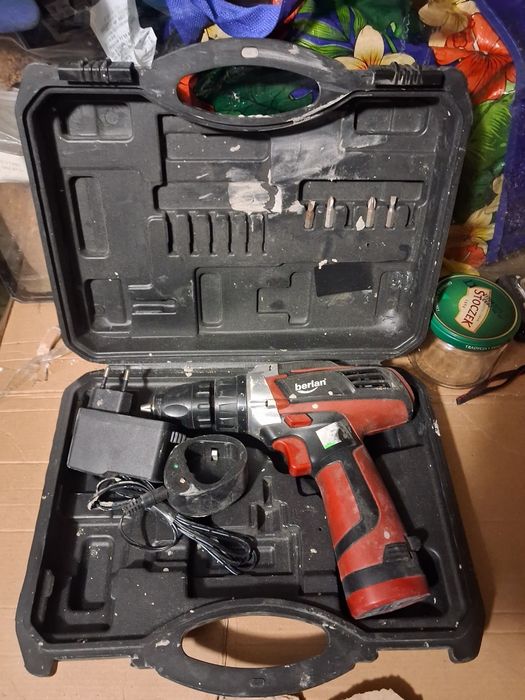 Mała wkretarka z akumulatorem