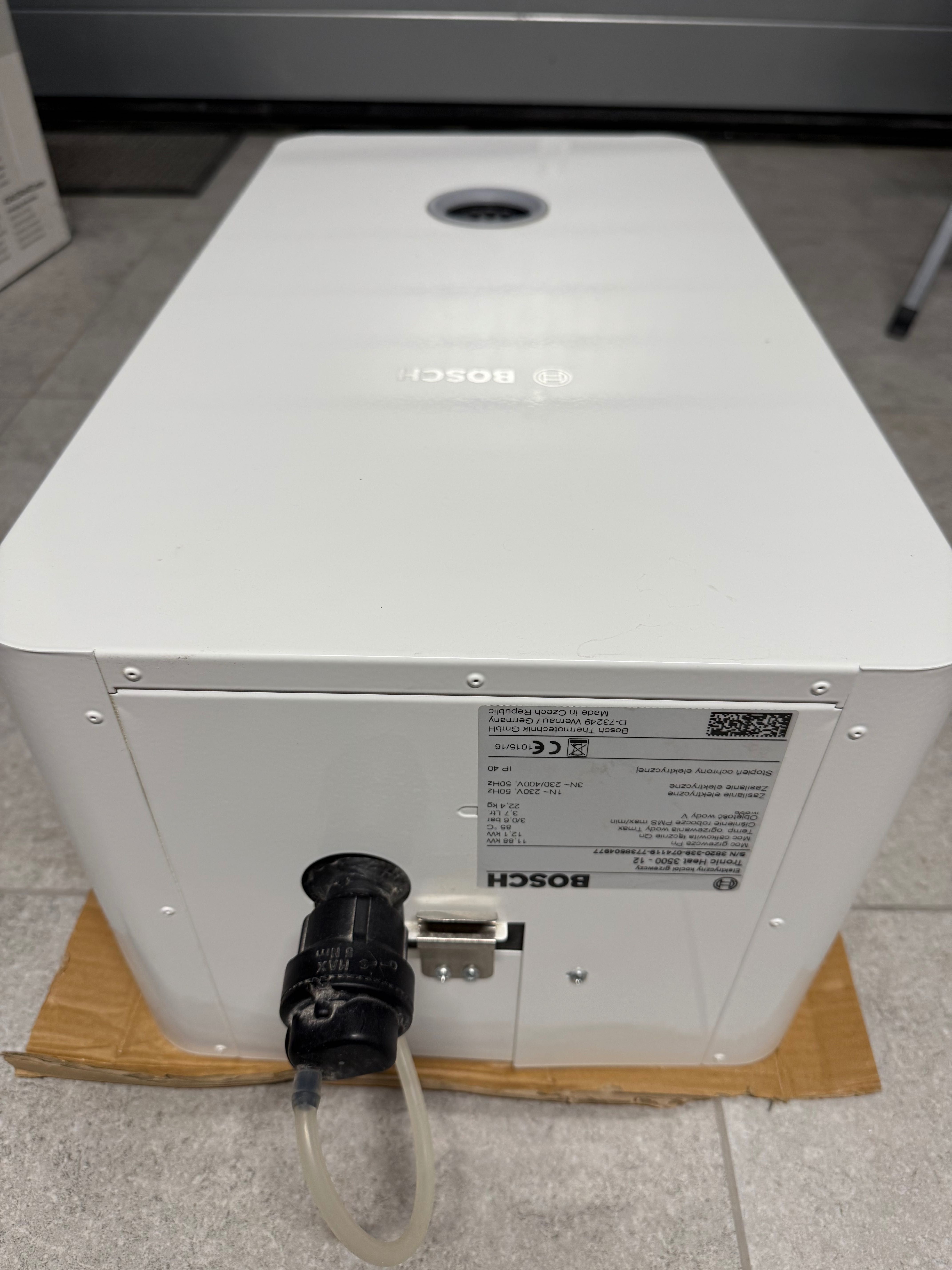 Bosch Tronic Heat 3500 - 12 Elektryczny kociol grzewczy