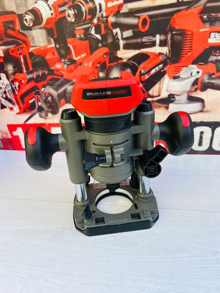 Акумуляторний безщітковий фрезер Einhell TP-RO 18 Set Li BL