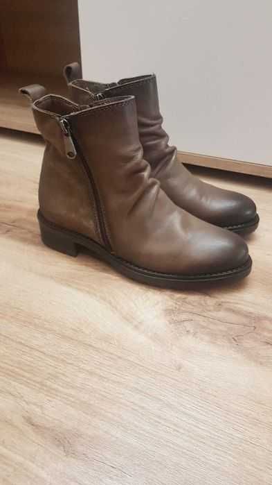 Botas tamanho 36