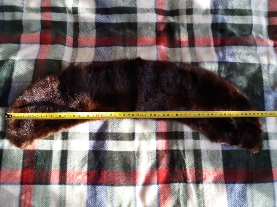 Комір з норки у хорошому стані