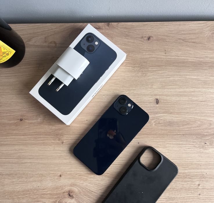Iphone 13 128gb, 87% kondycji baterii, stan bardzi dobry