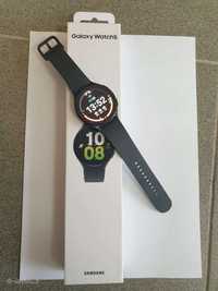 Samsung Galaxy Watch 5 44мм, LTE