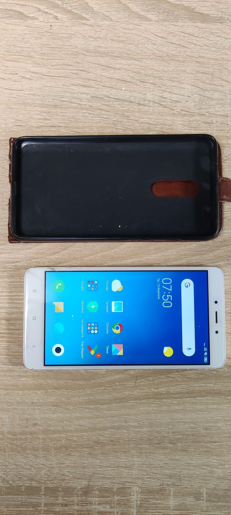 Телефон Redmi Note 4 в рабочем состоянии