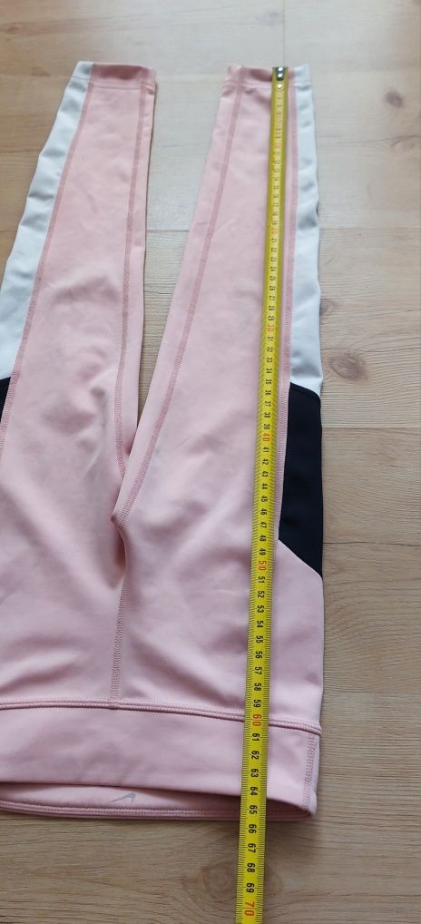Spodnie legginsy 122/128 Nike Dri fit sport sportowe