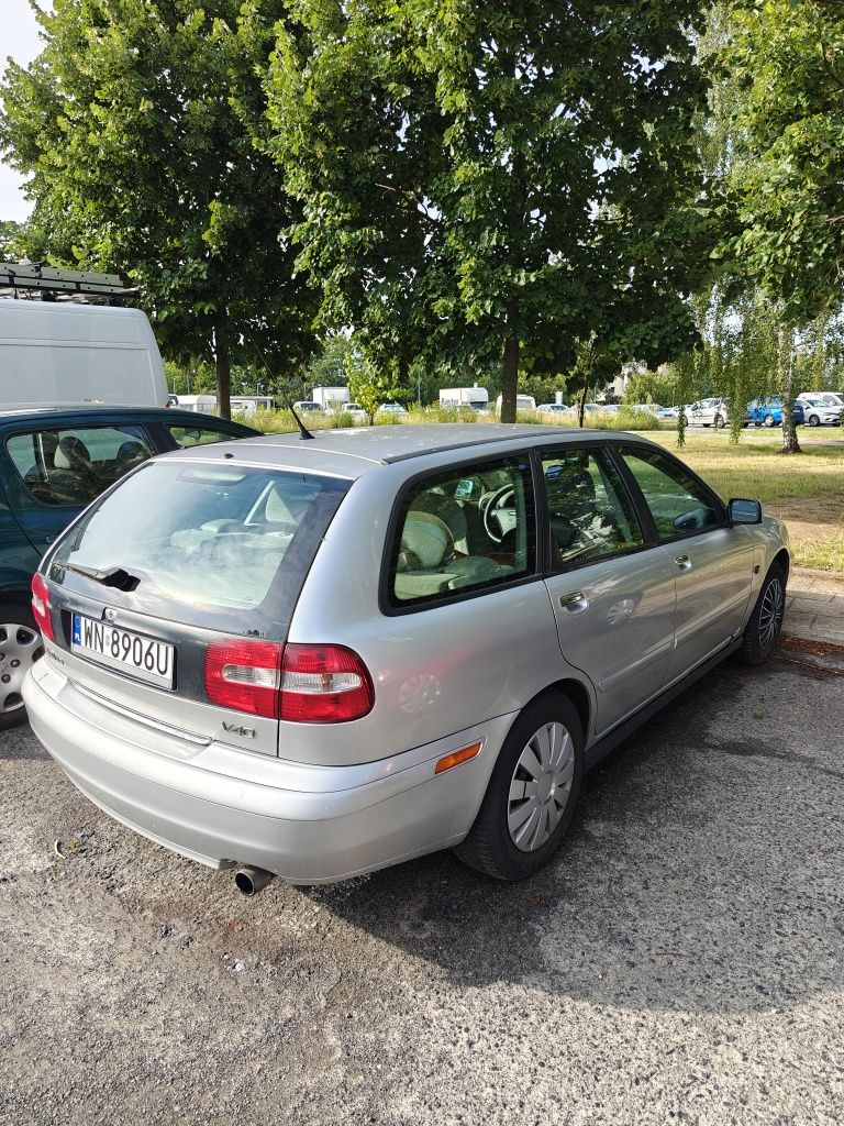 Volvo V40 1.8 benzyna