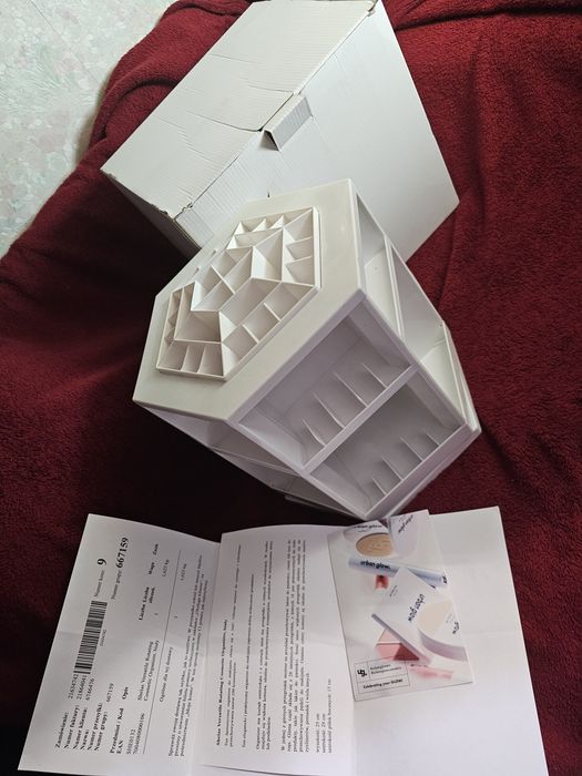 Organizer na kosmetyki biały obrotowy organizer 360 stopni