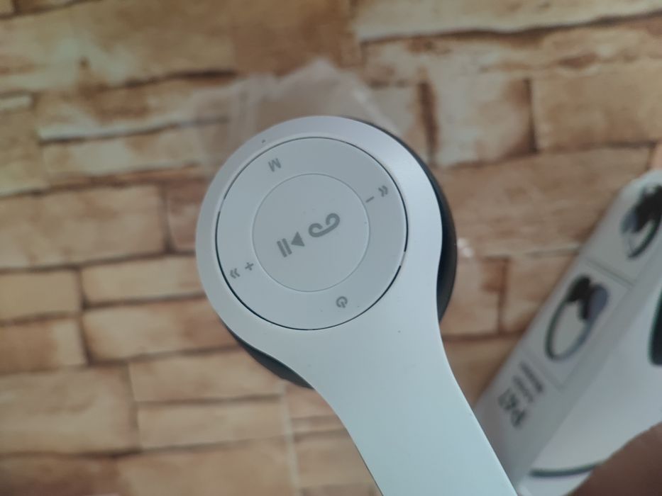 Słuchawki bezprzewodowe nowe biale