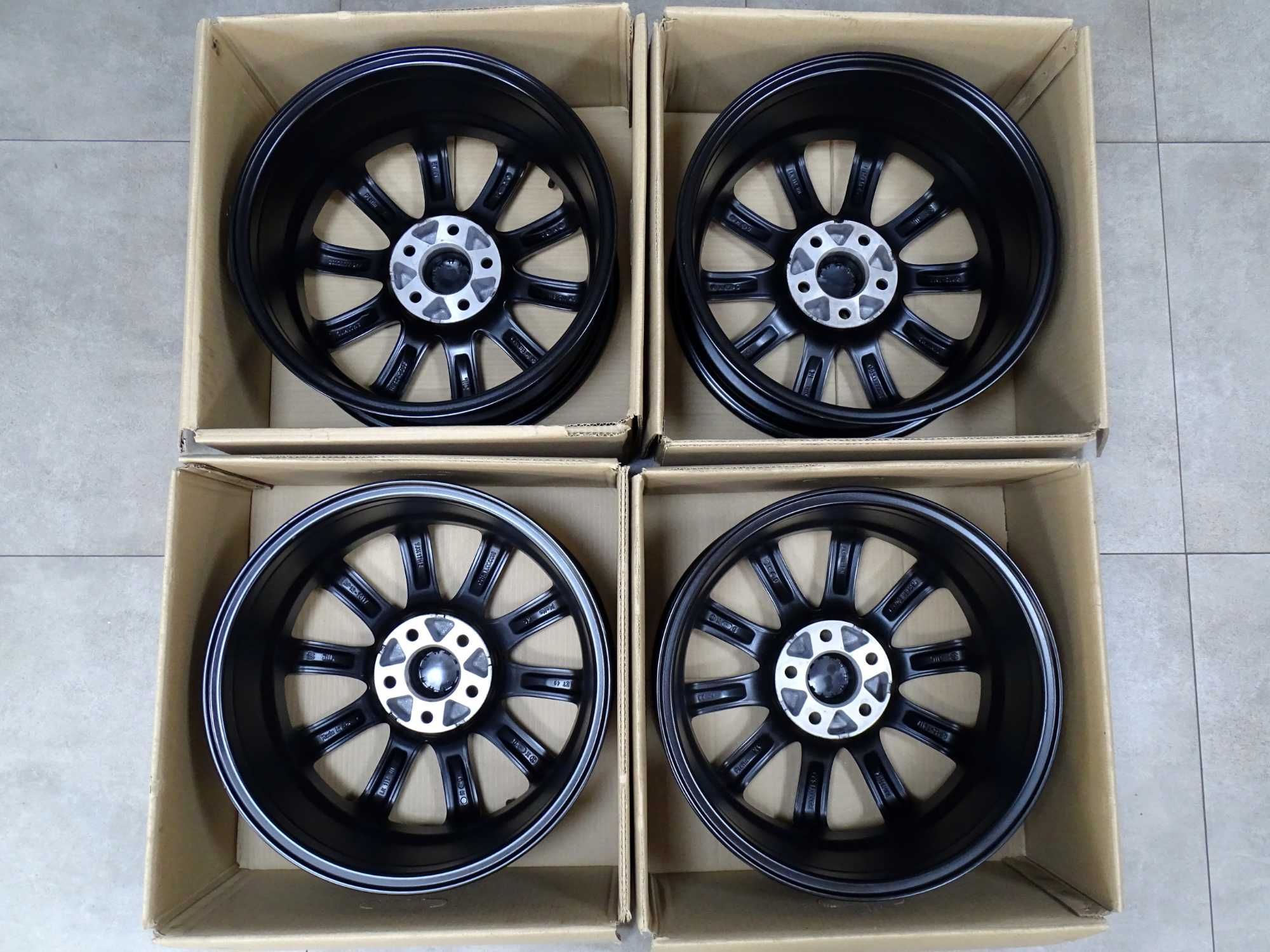 Felgi 17" VW CZARNY MAT Golf 5 6 7 Passat Touran Caddy T4 5x112 Et49