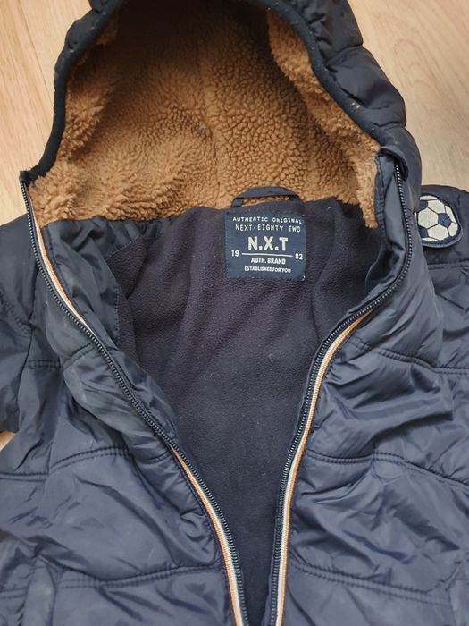 Kurtka zimowa z kapturem marki Next (92-98cm)