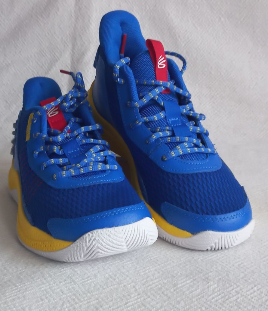 Buty żółto-niebieskie Under Armour GS Curry 3Z7 rozmiar 36 władka 23