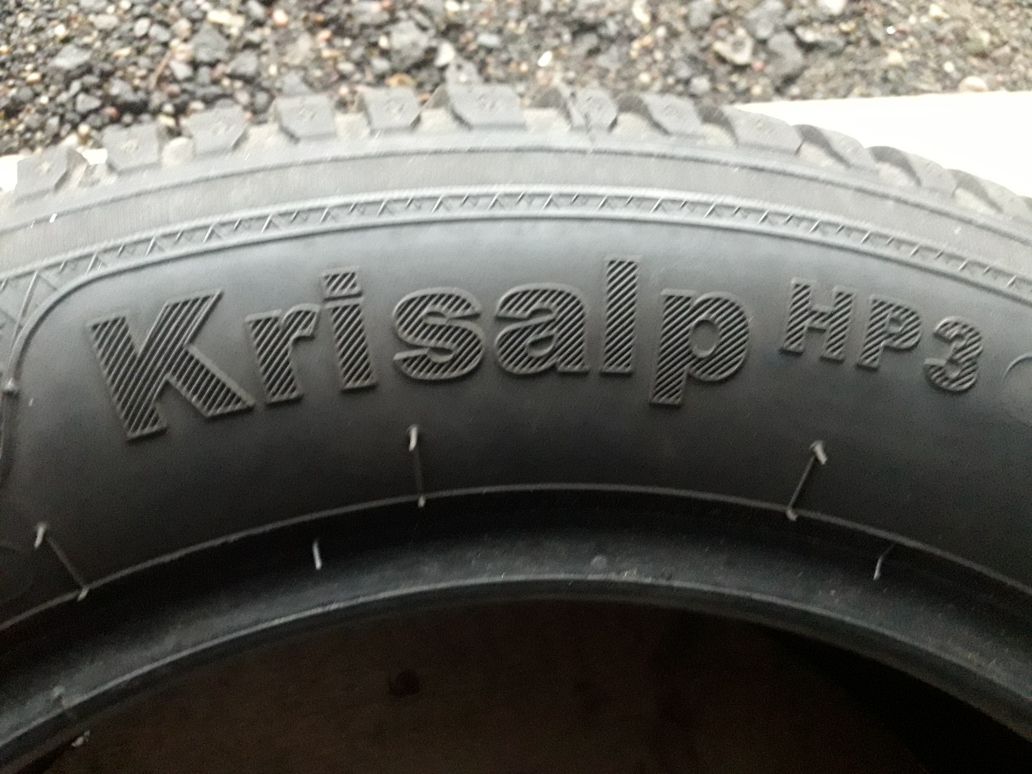 KLEBER 185/60R15 84T, pojedyńcza opona zimowa.