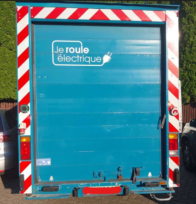 Żaluzja tylna do zabudowy samochodu dostawczego