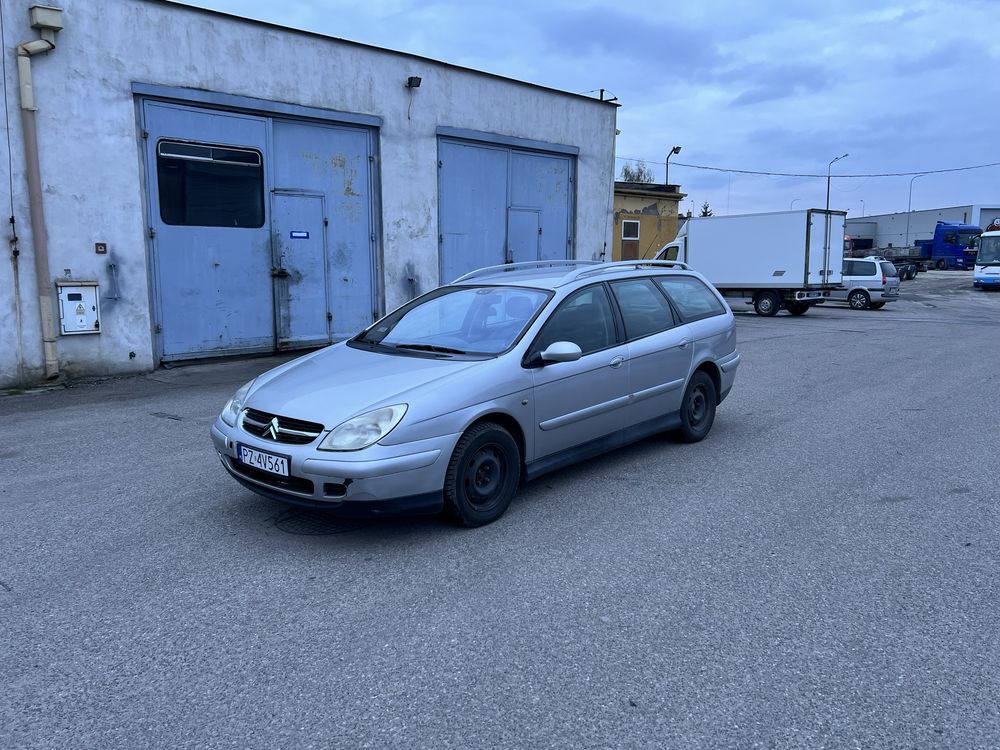 Sprzedam Citroena c5 2.2 hdi 2003 rok.