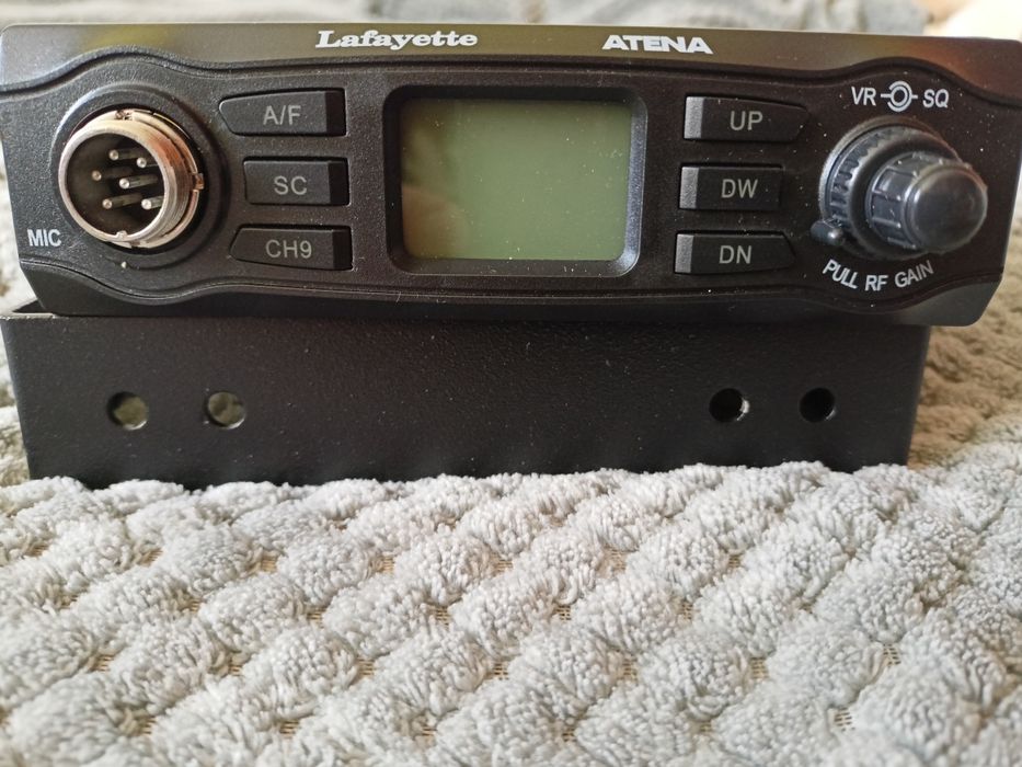 Cb radio Lafayette Atena + Antena Sigma