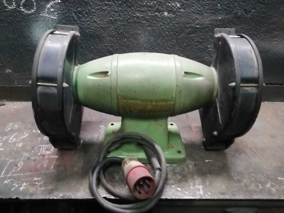 Esmeriladora   industrial  Marca Felisatti de 250mm