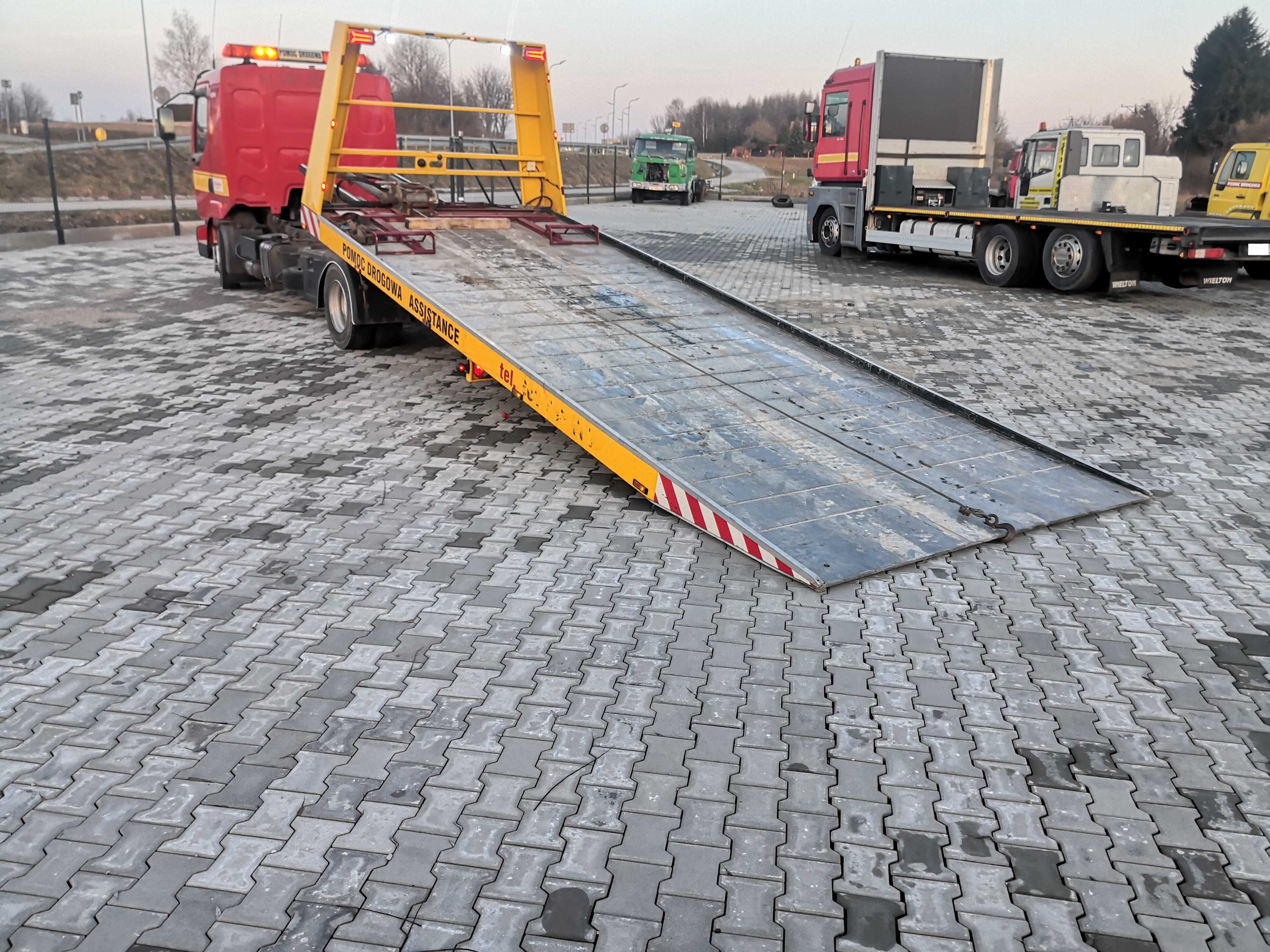 laweta RENAULT MIDLUM PŁYTA HYDRAULICZNA autolaweta pomoc drogowa