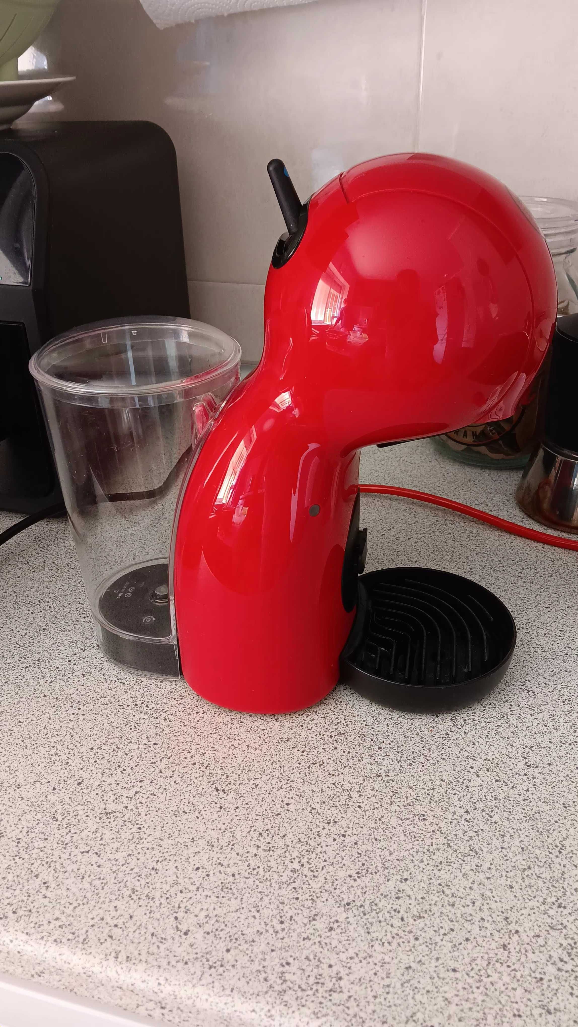 Maquina de café dolce gusto