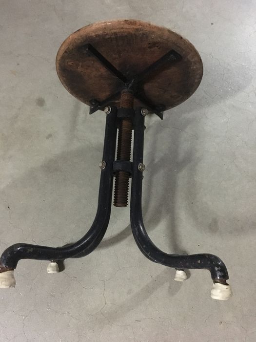 Banco cadeira elevatório Vintage de rosca regulável