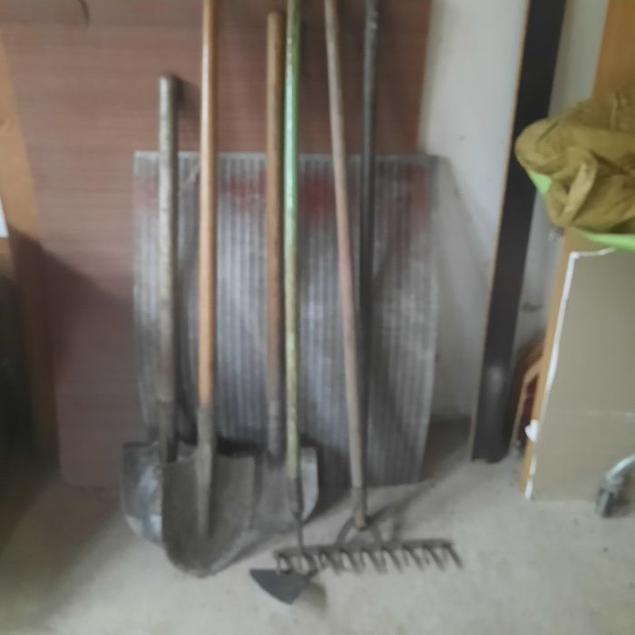 Садовий інвентар різний