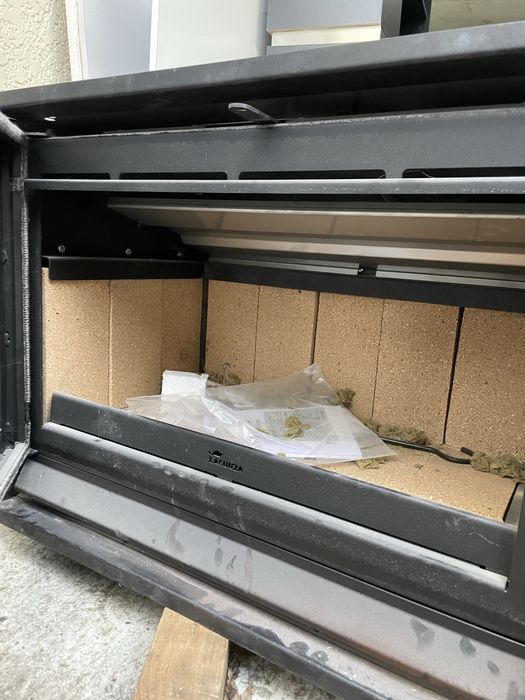 Lareira a lenha Lacunza AROA-700 – Inserto em ótimo estado