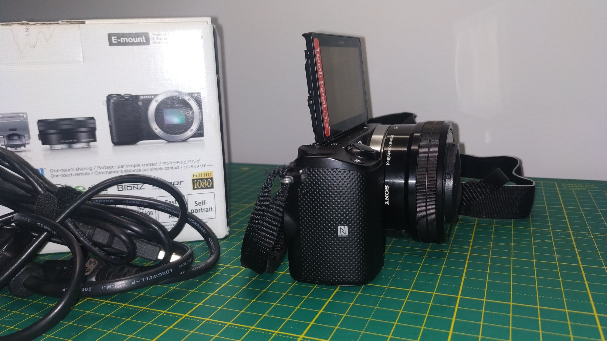 Sony nex 5t 300$ пробіг 4500. як новий