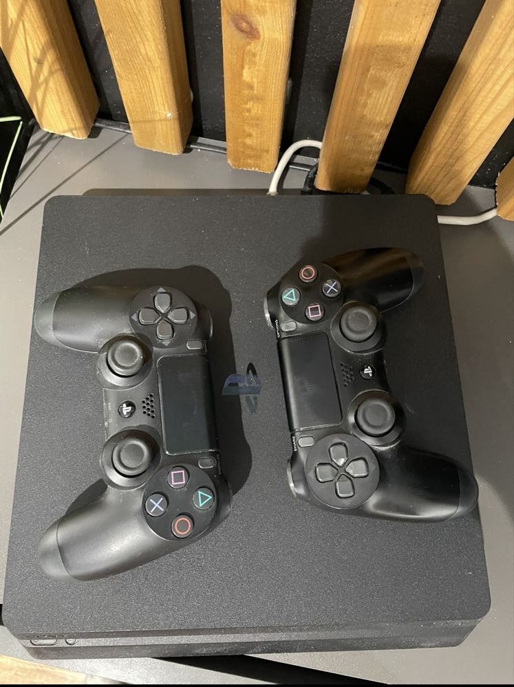 Ps4 slim 1tb gry gratis rdr2 cod fifa