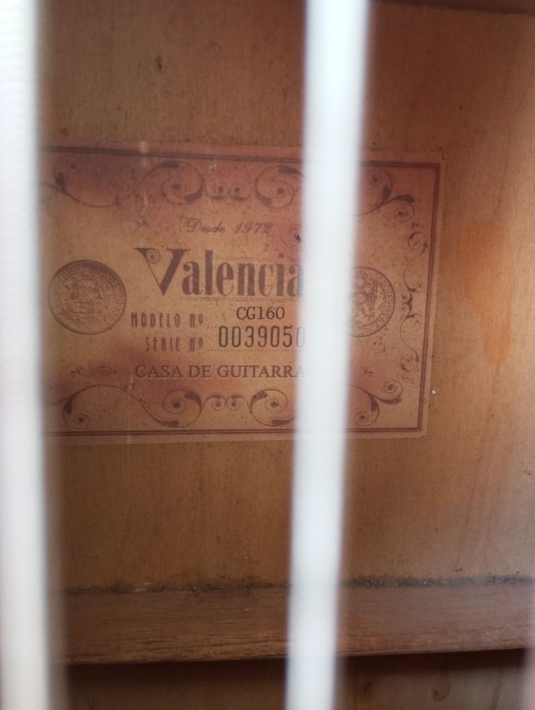 Guitarra clássica boa escala e madeira