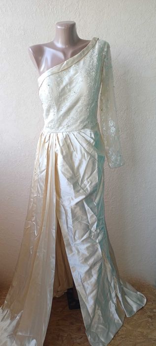 Нова весільна сукня. Є нюанс.