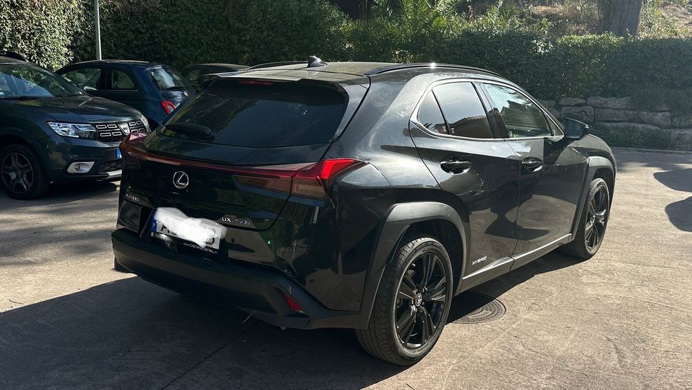 Lexus UX 250h Special Edition