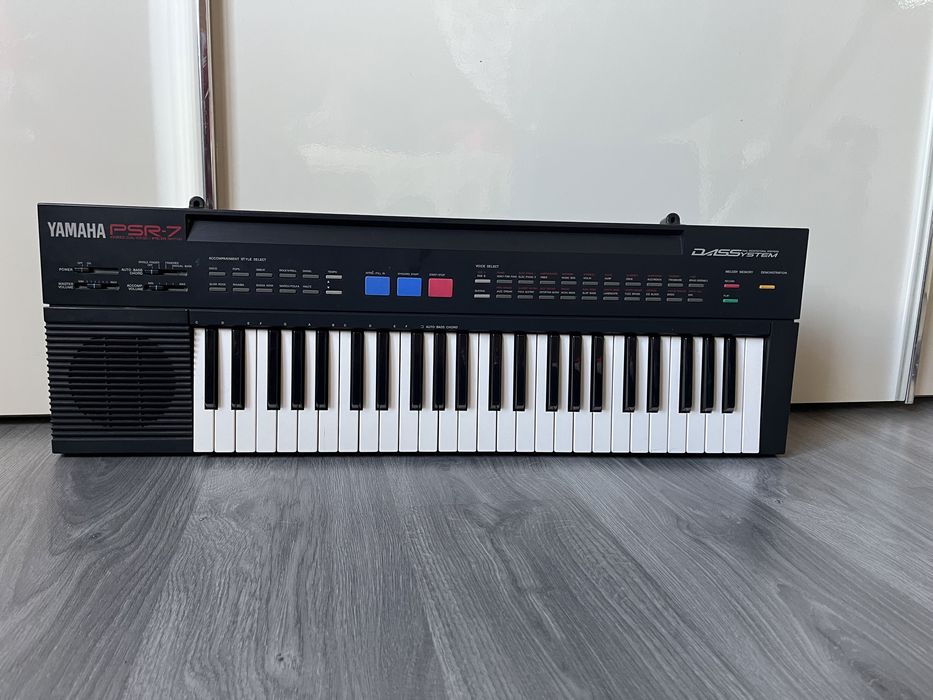 Синтезатор Yamaha