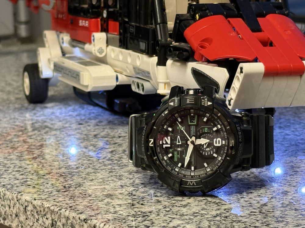 G-SHOCK Gravitymaster GW-A1100-1A3ER zegarek dla pilota