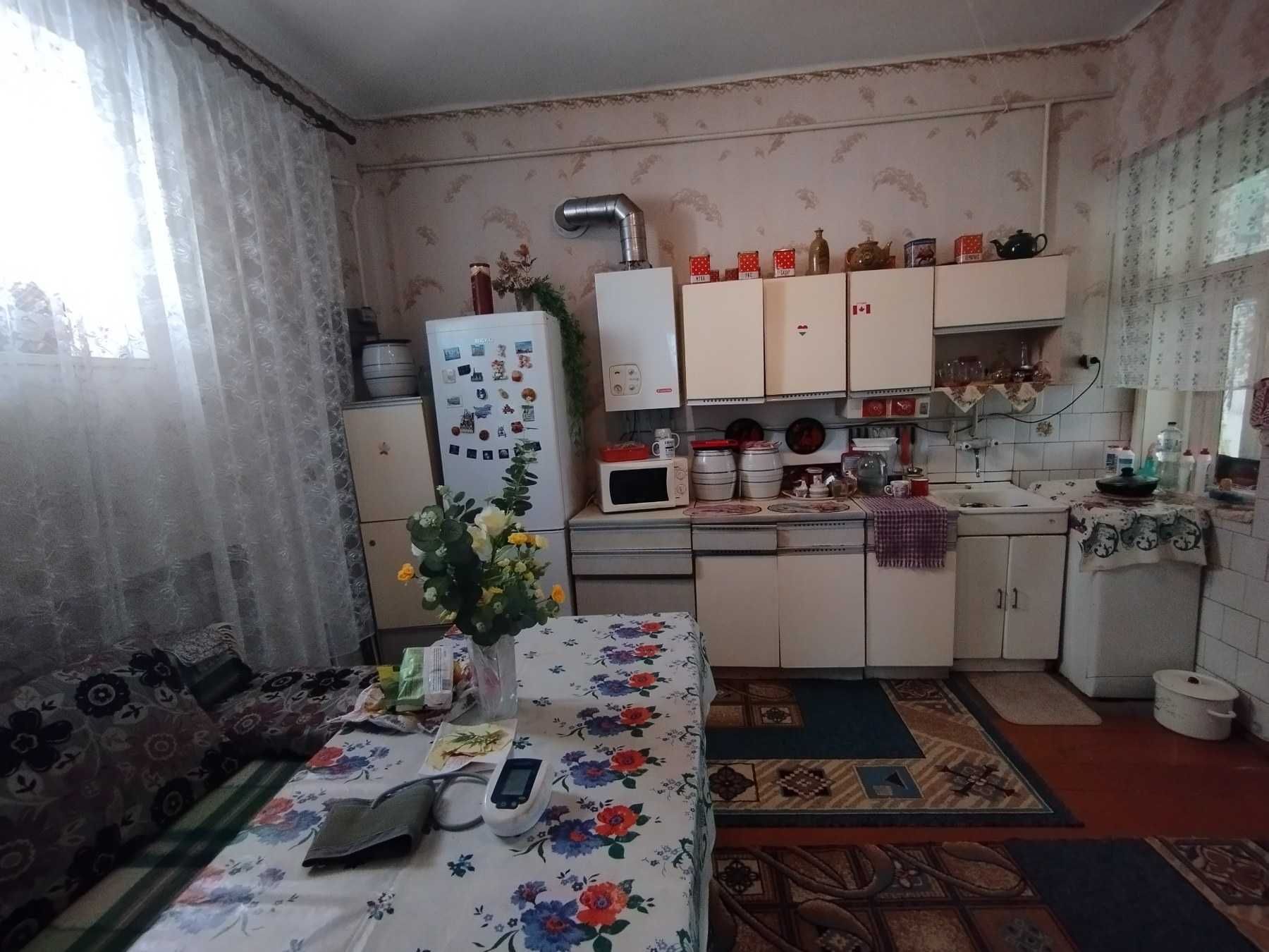 Продається будинок (напівособняк), вул. Українська Код: 13240