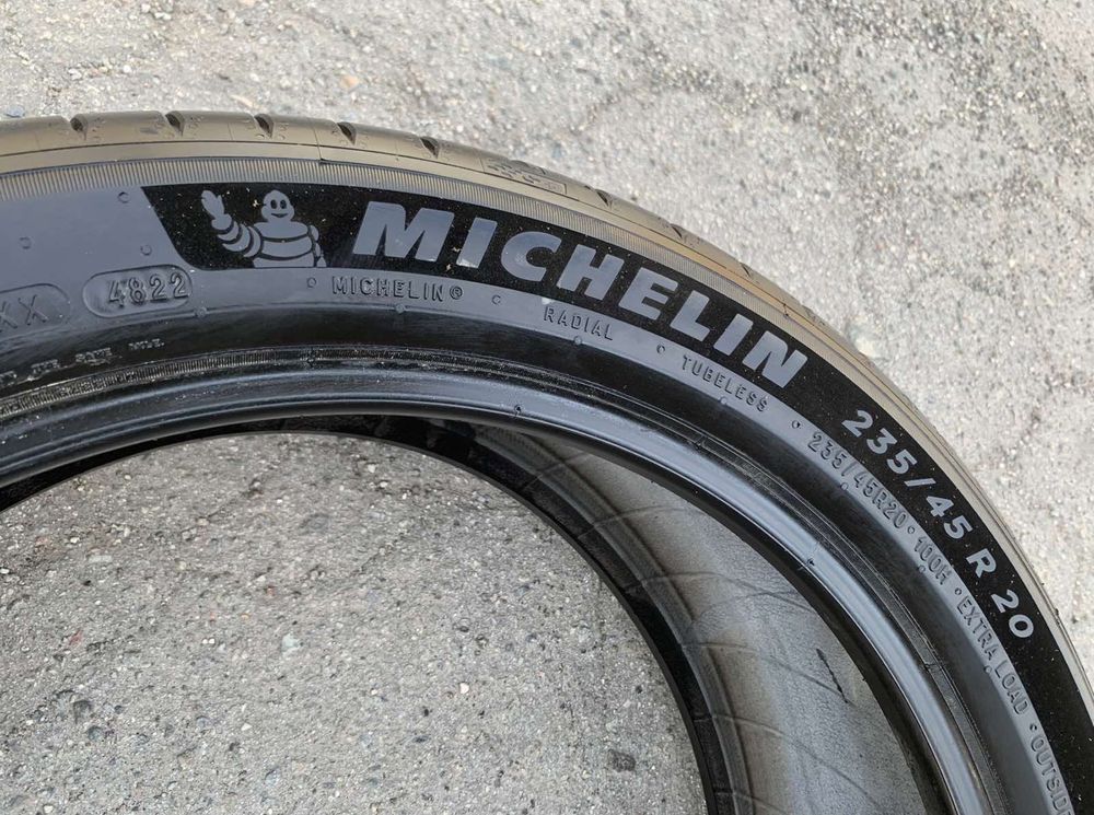 Шини Michelin Pilot Sport EV 235/45 R20 пара