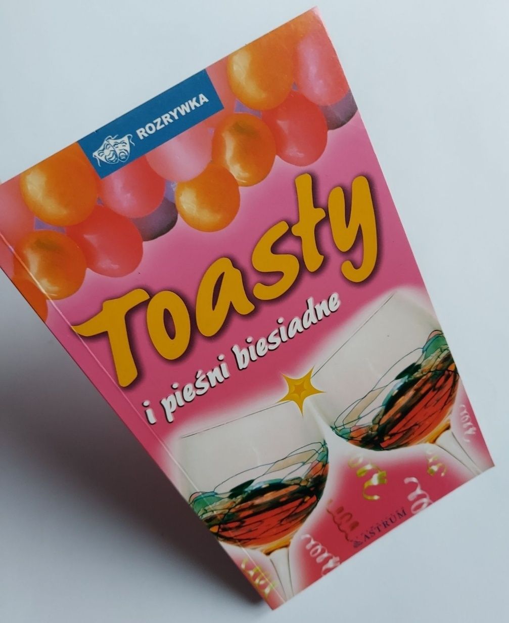 Toasty i pieśni biesiadne - Książka