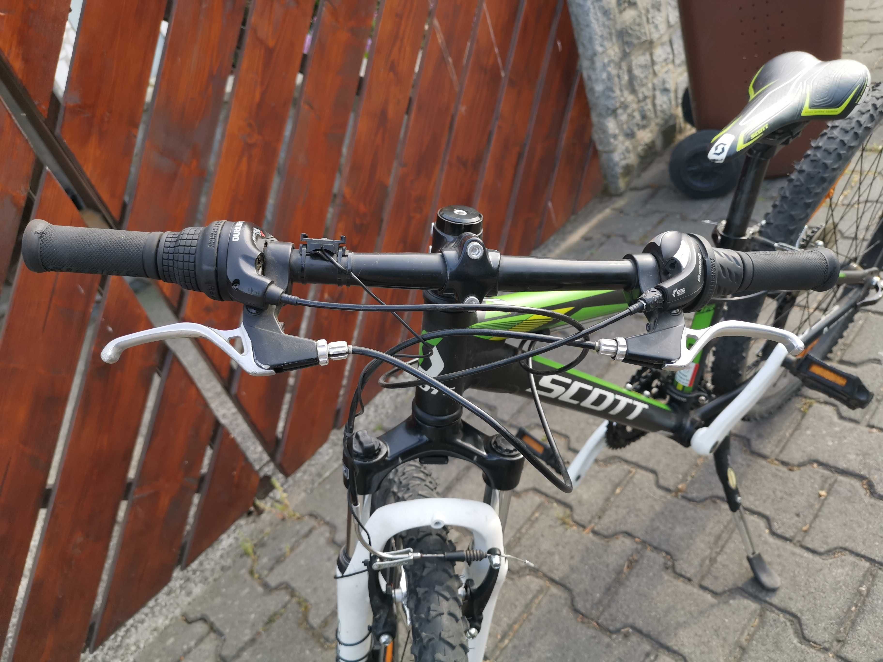 scott scale jr 24