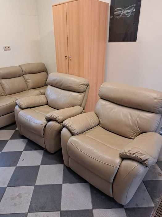 Zestaw mebli skórzanych