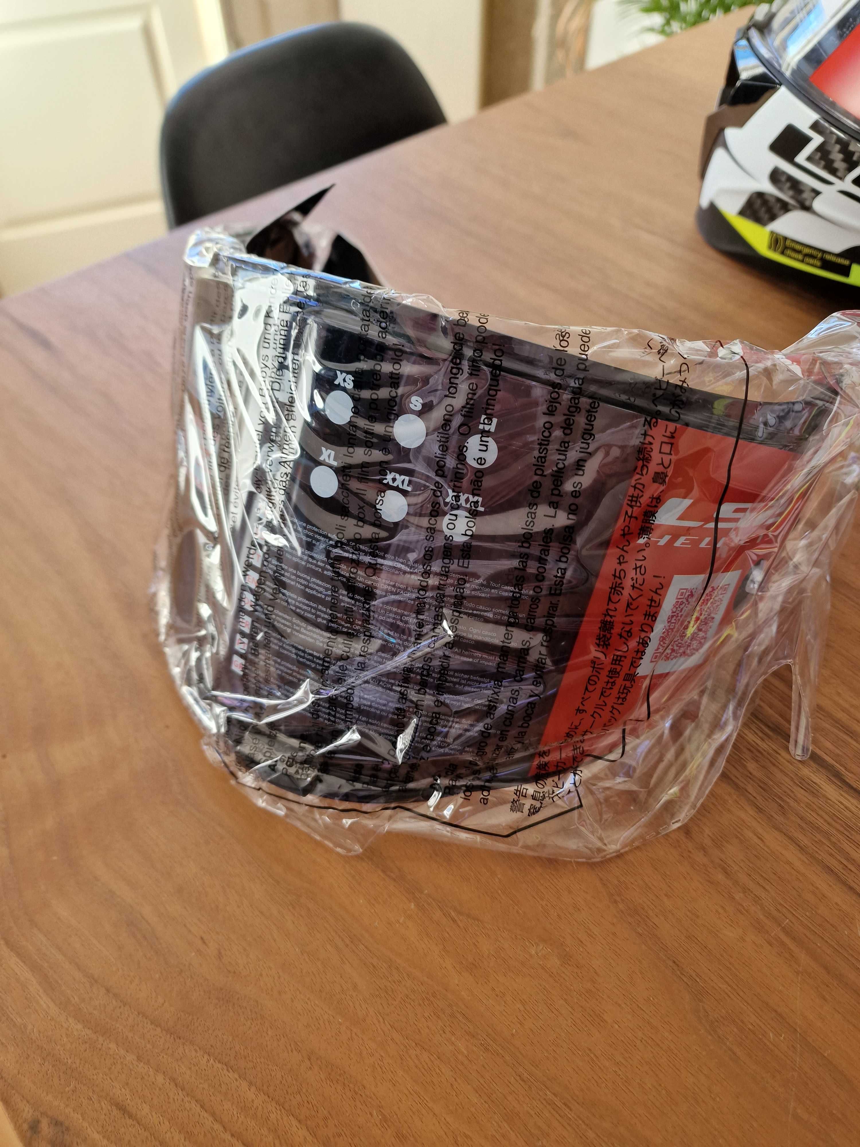 Capacete LS2 challenger carbon