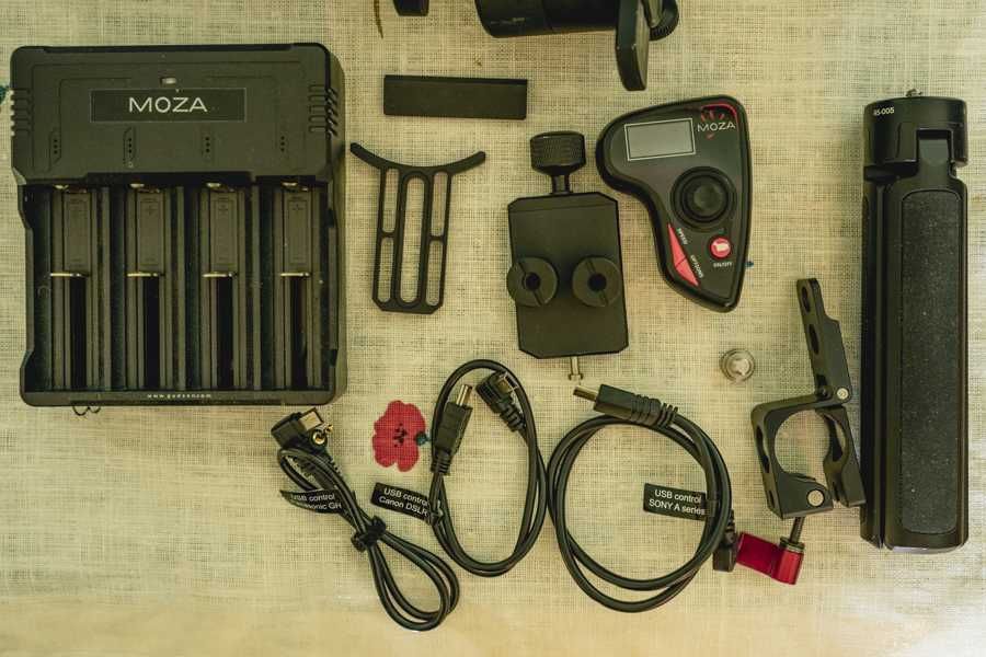 Gimbal Moza Air do cięższych zestawów + pilot