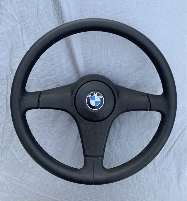 Руль BMW E24 E28 E30 E34 E32 под гайку