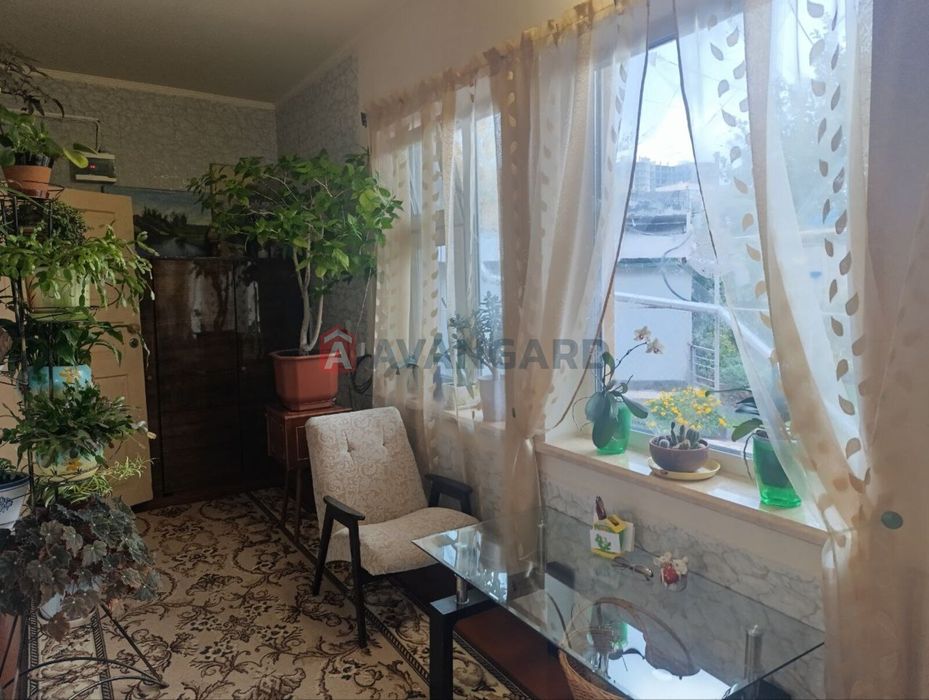 Продам частину будинку в центрі Бородинського (поряд із Сільпо)