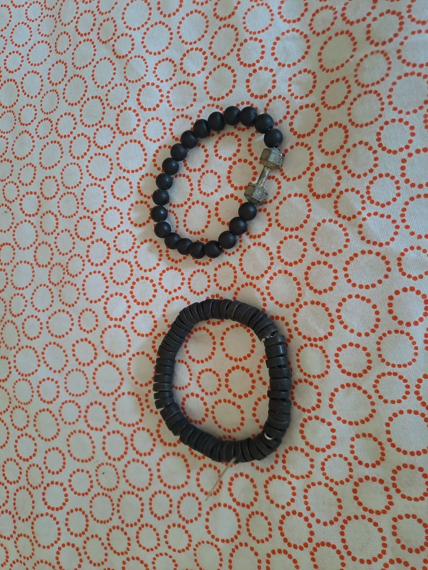 Pulseira  usadas como novas