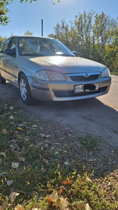 Продам Мазда 323, автомат. На ходу