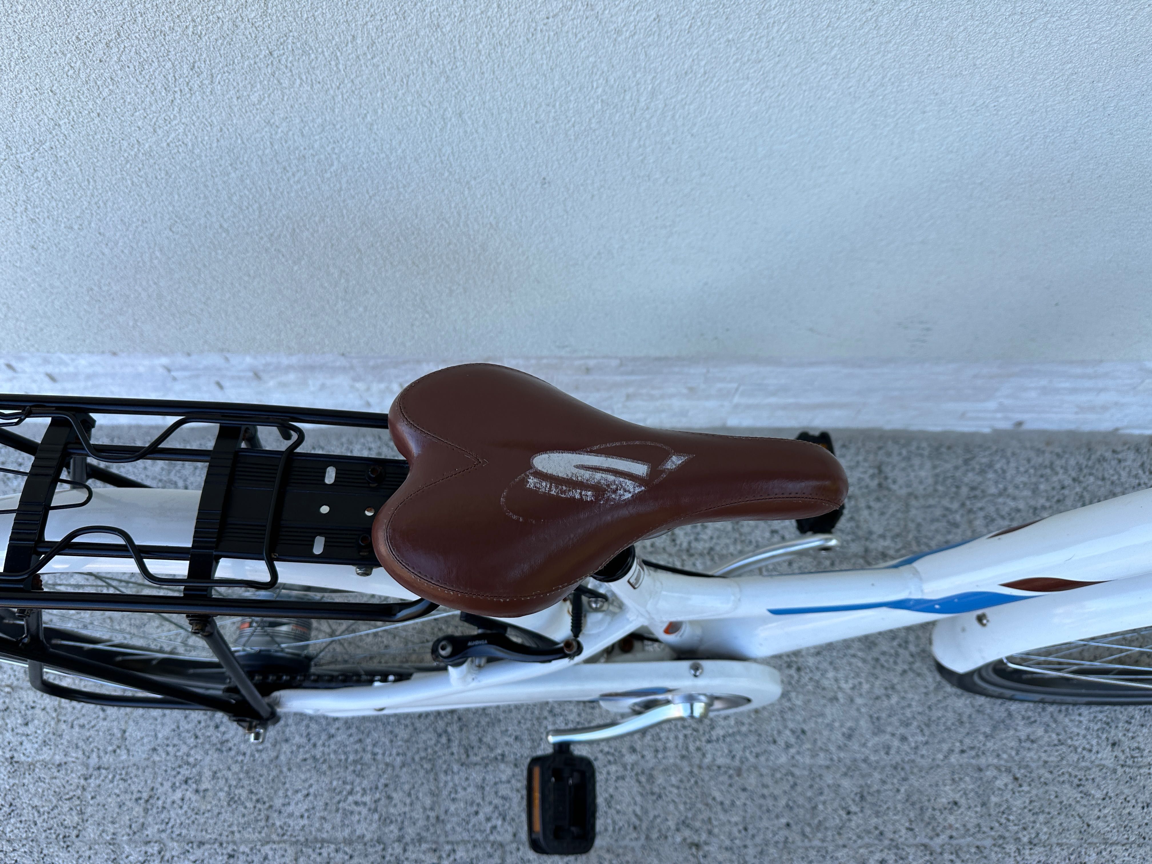 Rower SCOOLBIKE - koła 24, aluminiowy, Nexus 7b, kontra, prądnica